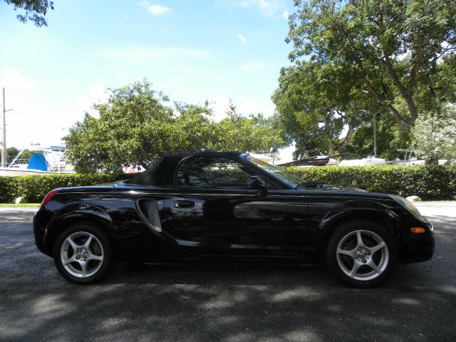 2001 Toyota MR2 Spyder Base