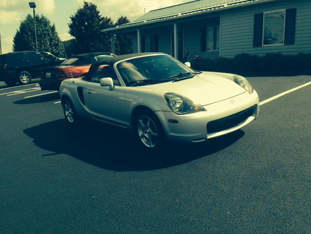 2001 Toyota MR2 Spyder Base