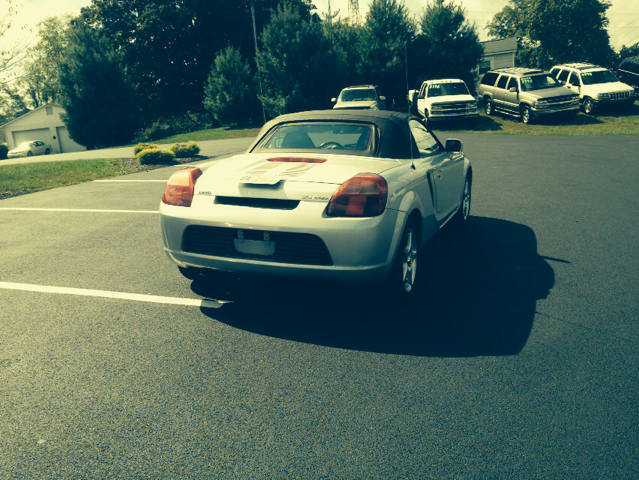 2001 Toyota MR2 Spyder Base