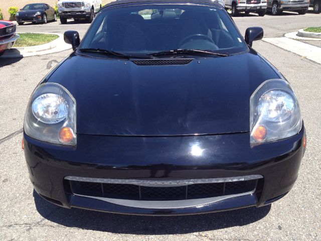 2001 Toyota MR2 Spyder Base