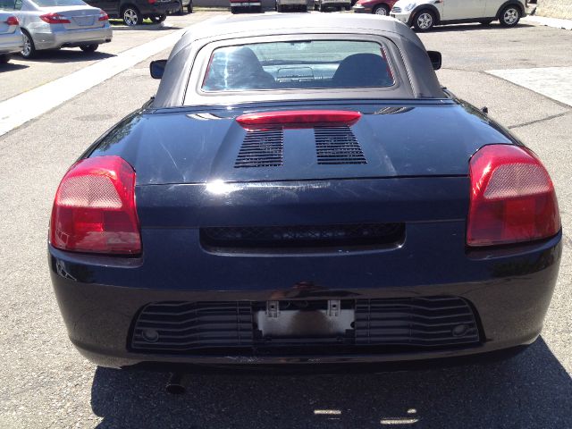 2001 Toyota MR2 Spyder Base