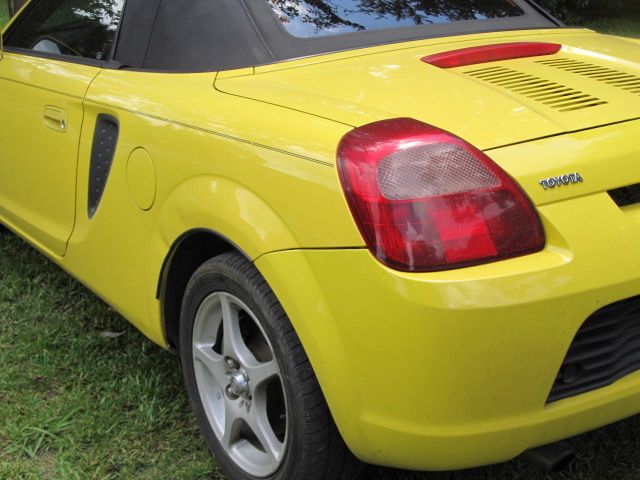 2002 Toyota MR2 Spyder 1.8T Quattro