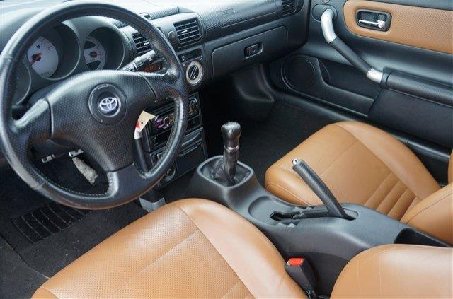 2003 Toyota MR2 Spyder Base