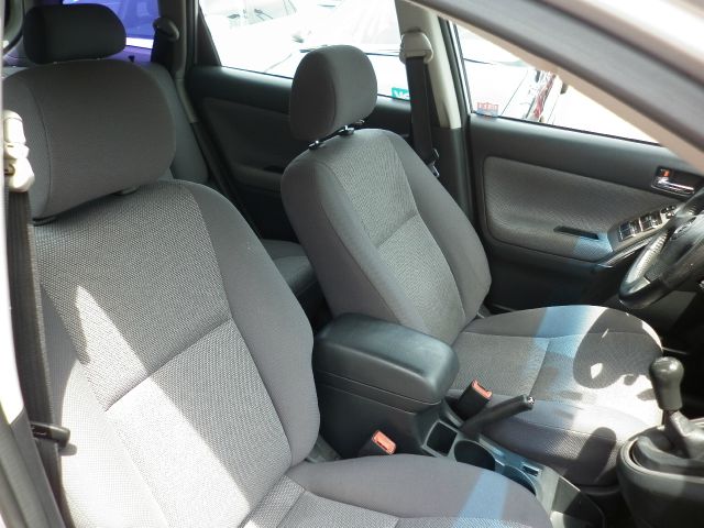 2003 Toyota Matrix Lariat XL