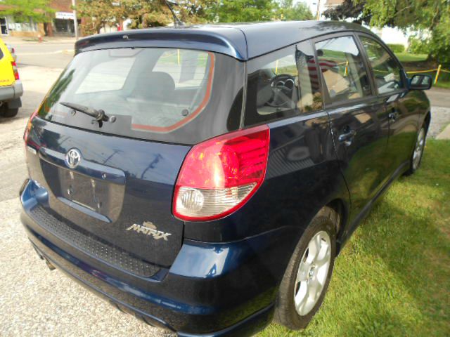 2003 Toyota Matrix Lariat XL
