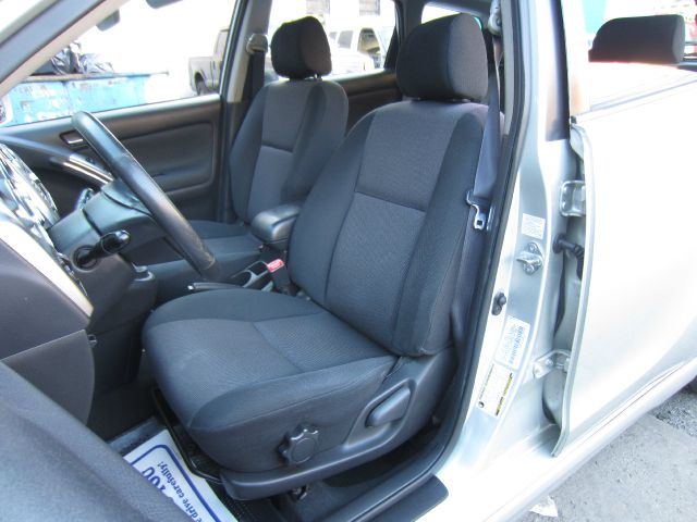 2004 Toyota Matrix SLT Quad Cab Short Bed 4WD