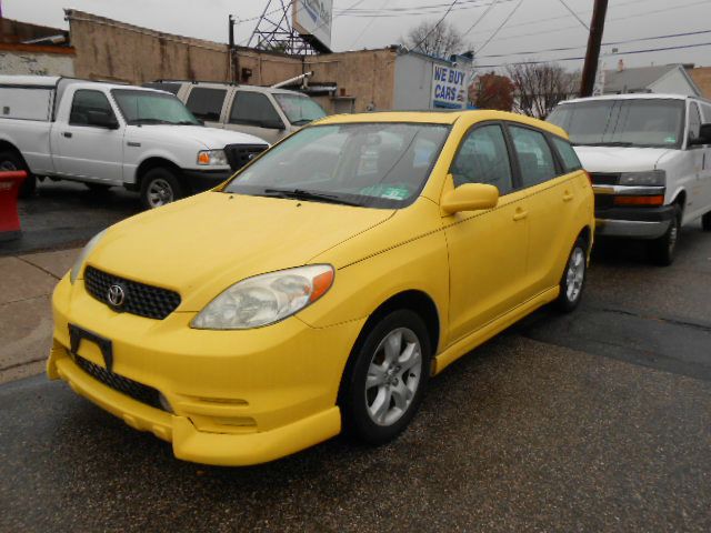 2004 Toyota Matrix SLT Quad Cab Short Bed 4WD