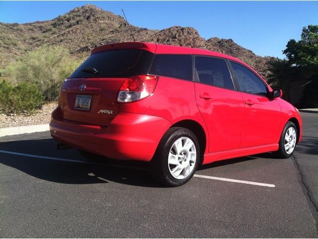 2004 Toyota Matrix Unknown