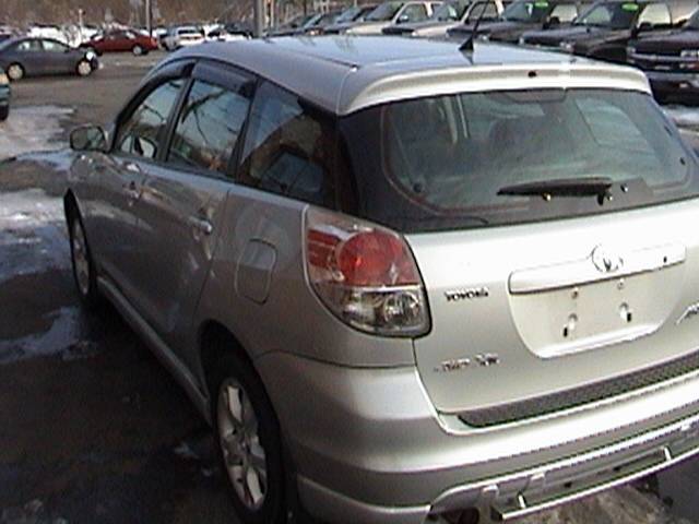 2005 Toyota Matrix AT