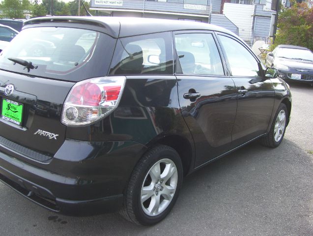 2005 Toyota Matrix SLT Quad Cab Short Bed 4WD