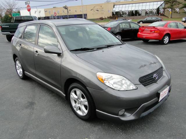 2005 Toyota Matrix XLS