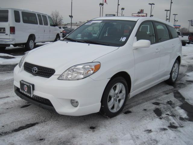 2005 Toyota Matrix Unknown