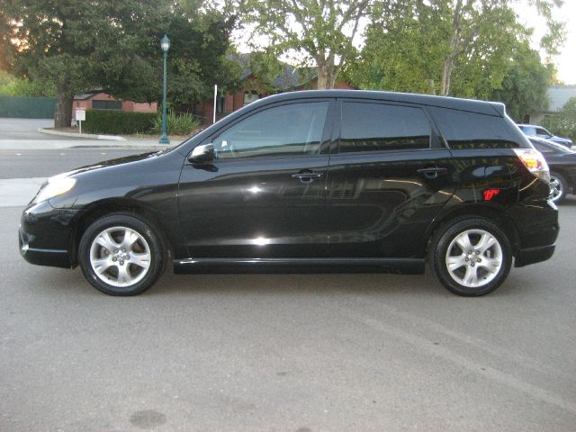 2005 Toyota Matrix SLT Quad Cab Short Bed 4WD