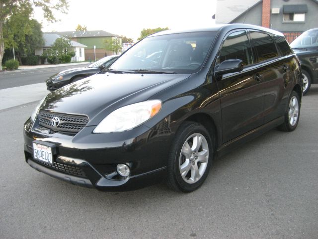 2005 Toyota Matrix SLT Quad Cab Short Bed 4WD
