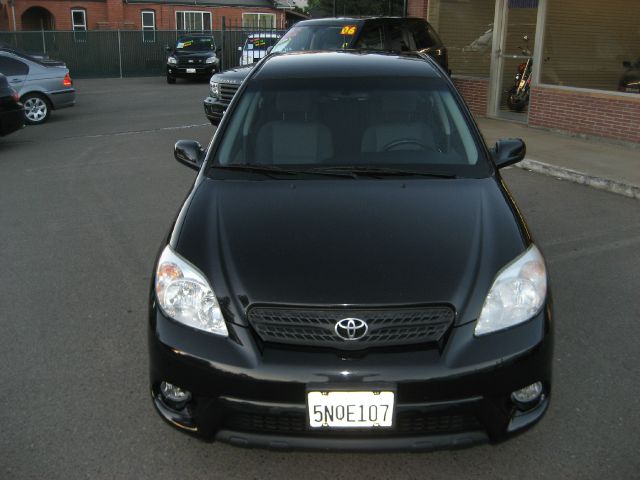 2005 Toyota Matrix SLT Quad Cab Short Bed 4WD