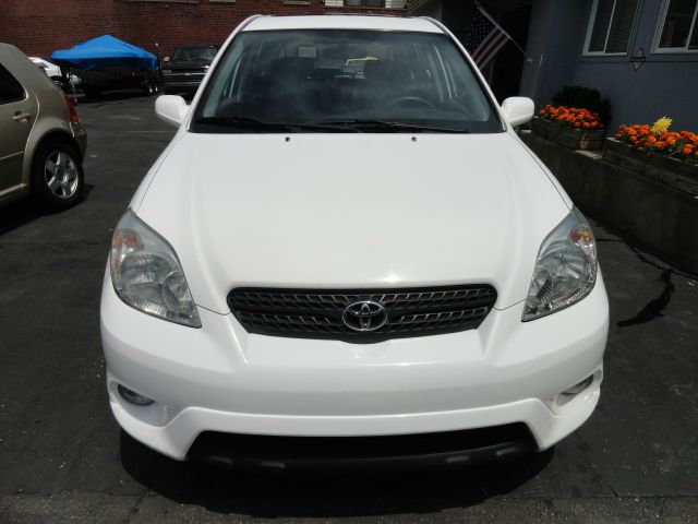 2005 Toyota Matrix SLT Quad Cab Short Bed 4WD