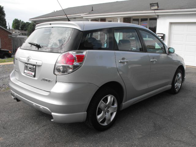 2005 Toyota Matrix Supercab SRW 4X