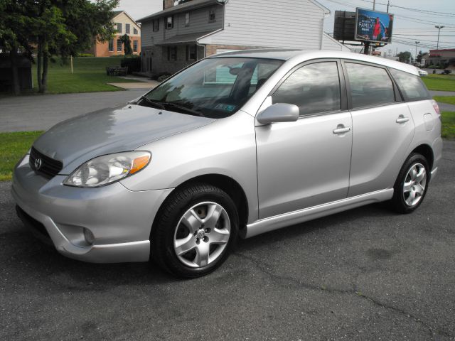 2005 Toyota Matrix Supercab SRW 4X