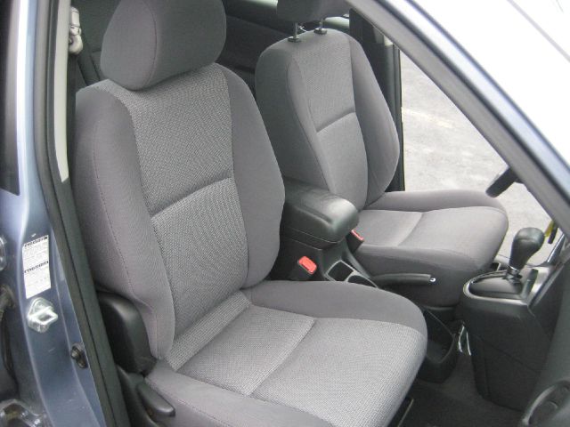 2005 Toyota Matrix XLT Sport Sunroof RB 17S