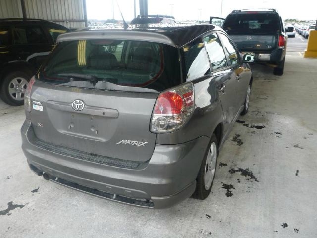 2006 Toyota Matrix 4wd