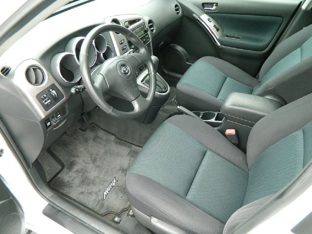 2006 Toyota Matrix SLT Quad Cab Short Bed 4WD