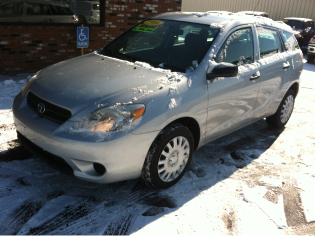 2006 Toyota Matrix Ram 3500 Diesel 2-WD