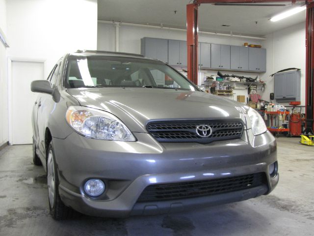 2006 Toyota Matrix SLT Quad Cab Short Bed 4WD