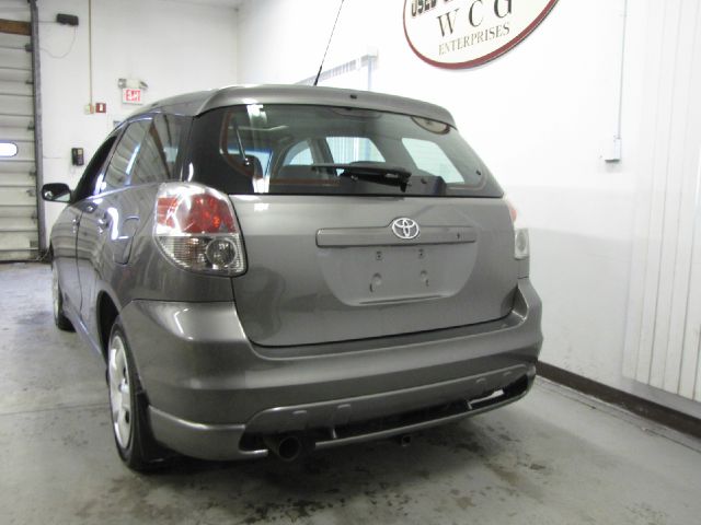2006 Toyota Matrix SLT Quad Cab Short Bed 4WD