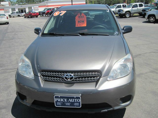 2007 Toyota Matrix Base