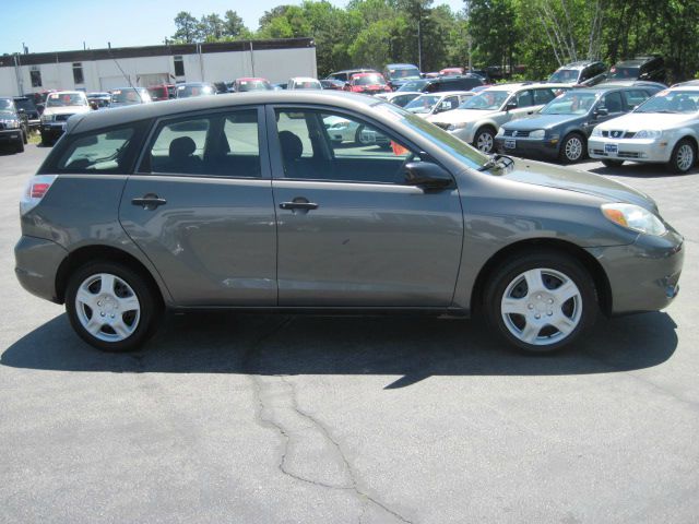 2007 Toyota Matrix Base