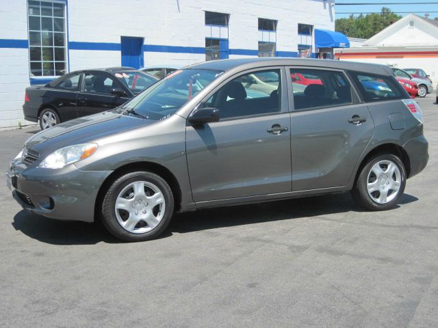 2007 Toyota Matrix Base