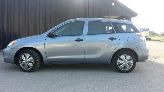 2008 Toyota Matrix Base