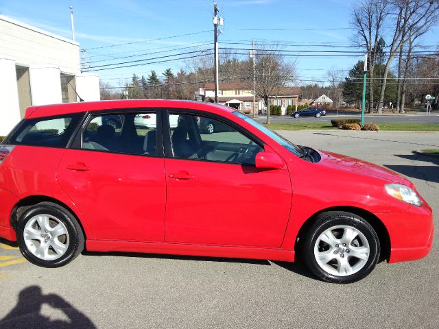 2008 Toyota Matrix SLT Quad Cab Short Bed 4WD