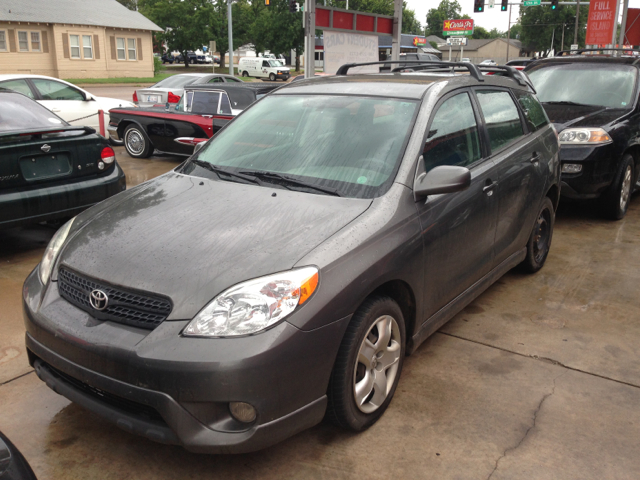 2008 Toyota Matrix SLT Quad Cab Short Bed 4WD