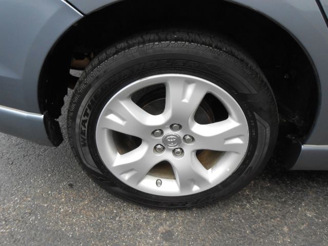 2008 Toyota Matrix SLT Quad Cab Short Bed 4WD