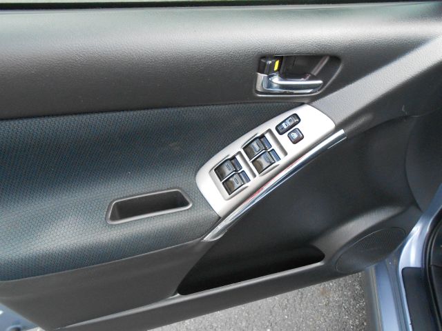 2008 Toyota Matrix SLT Quad Cab Short Bed 4WD