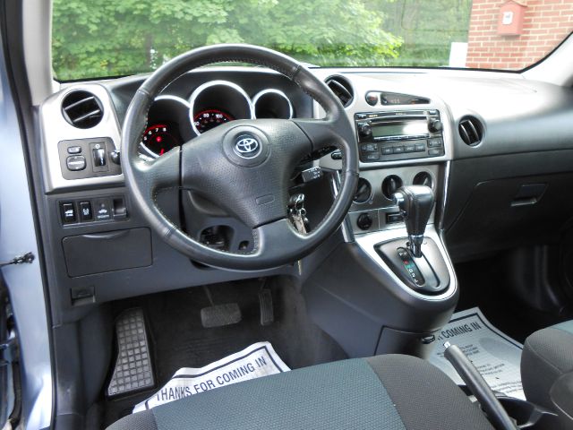 2008 Toyota Matrix SLT Quad Cab Short Bed 4WD