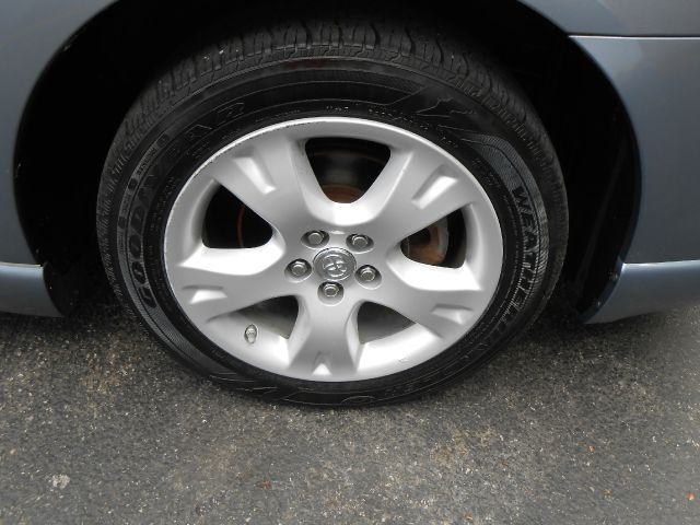 2008 Toyota Matrix SLT Quad Cab Short Bed 4WD