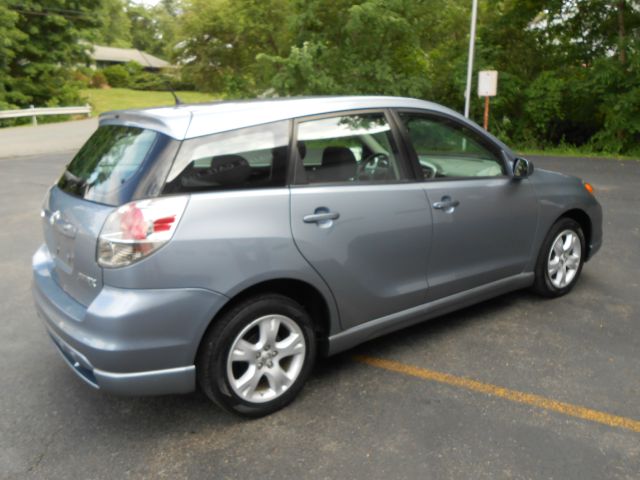 2008 Toyota Matrix SLT Quad Cab Short Bed 4WD