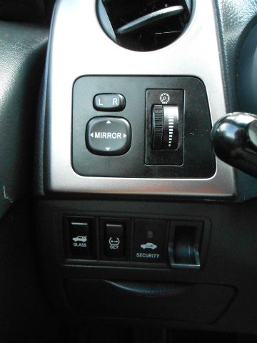 2008 Toyota Matrix SLT Quad Cab Short Bed 4WD