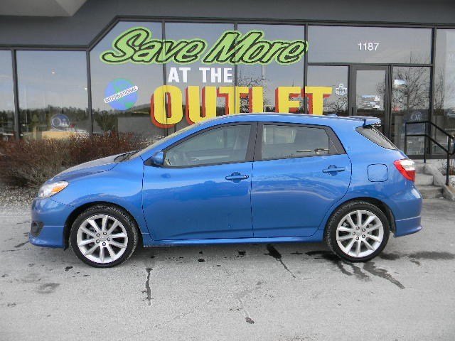 2009 Toyota Matrix 2WD 4dr V6 SE