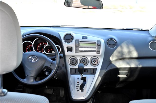 2009 Toyota Matrix Base