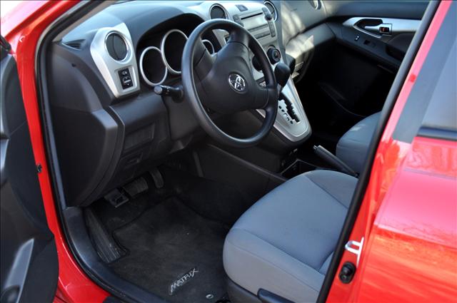 2009 Toyota Matrix Base