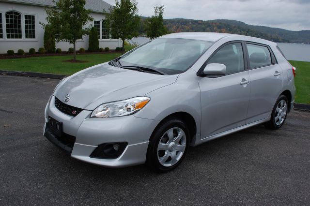 2010 Toyota Matrix CAB PLUS 4.0L L