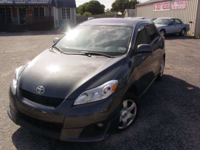 2010 Toyota Matrix Supercab Flareside XL