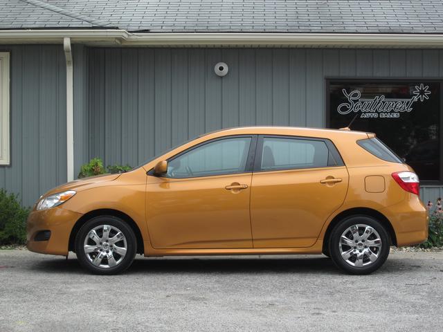 2010 Toyota Matrix XR
