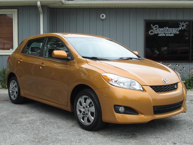 2010 Toyota Matrix XR