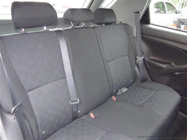 2010 Toyota Matrix 1 Owner