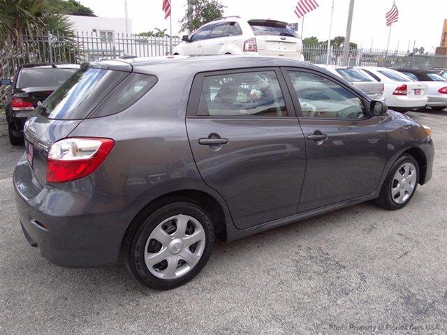 2010 Toyota Matrix 1 Owner