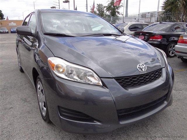2010 Toyota Matrix 1 Owner